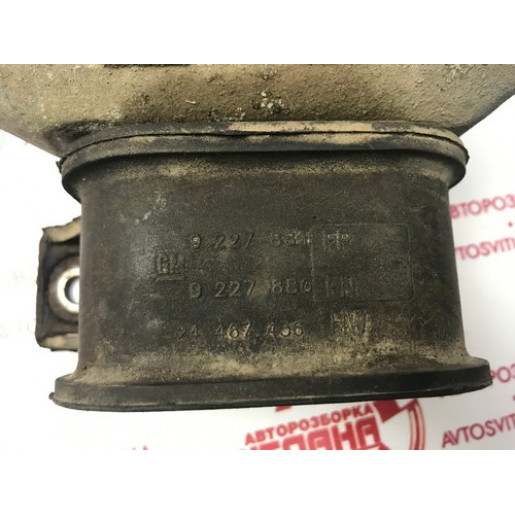 Подушка двигуна права Opel Combo 2001-2005 24467436